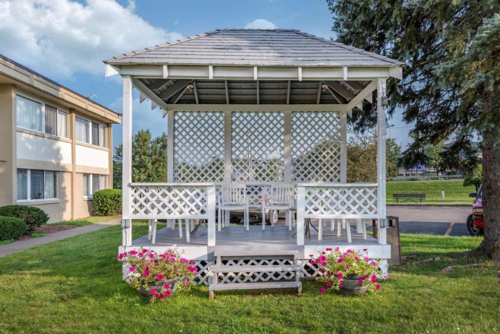 Quality Inn & Suites Vestal Binghamton Near University